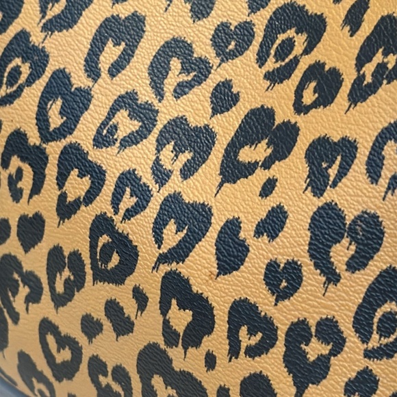 Coach Bag Reversible Leopard City Tote Bag - Picture 17 of 17